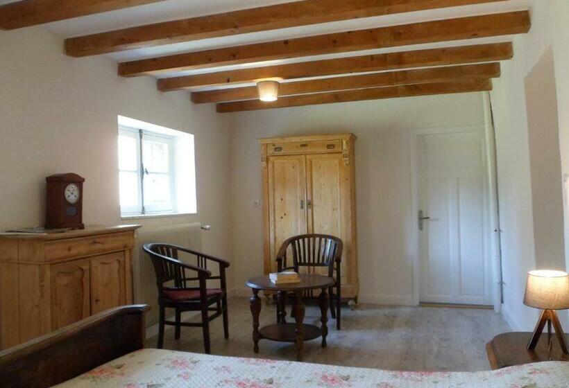 スタンダードルーム, Le Pont Du Roy