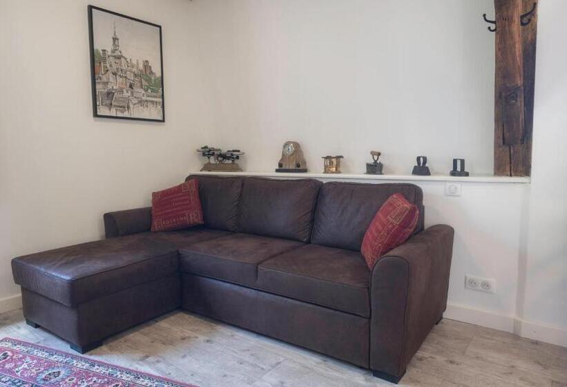 ファミリールーム, Le Pont Du Roy