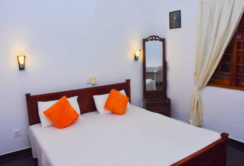 スタンダードルーム, Mali Guest House