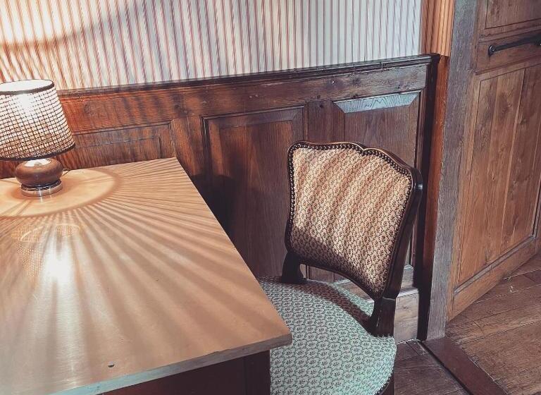 ガーデンビュースイート, Parc De Lesseps