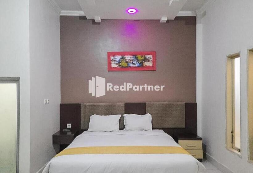 Номер Economy, Puri Yasmin Potowanua Lasusua Mitra Reddoorz