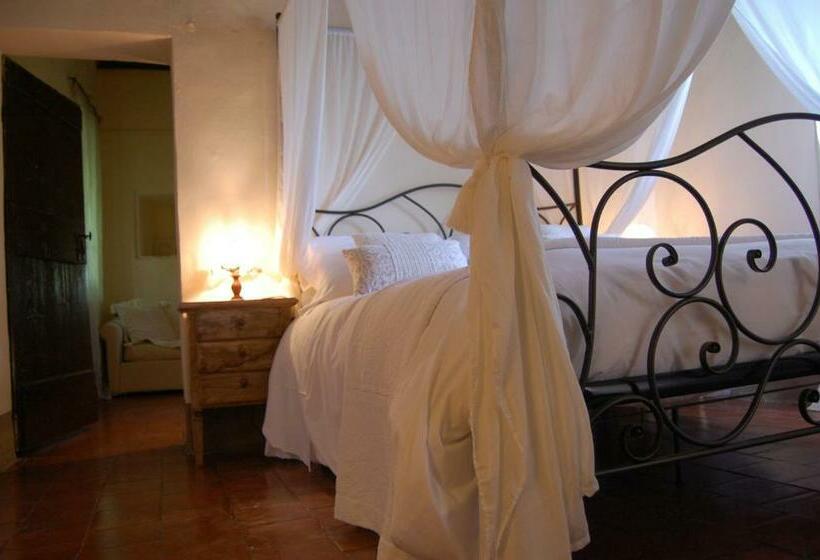 スイート, Torre Del Barbagianni   Castello Di Gropparello