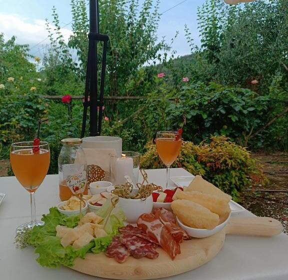 スイート, Torre Del Barbagianni   Castello Di Gropparello