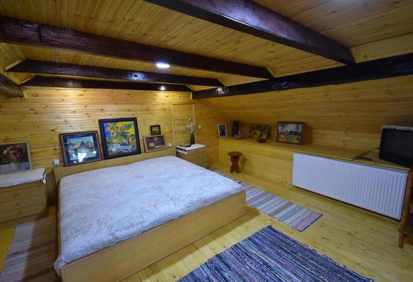 Номер Стандарт с Балконом, Casa Traditionala Ardeleana