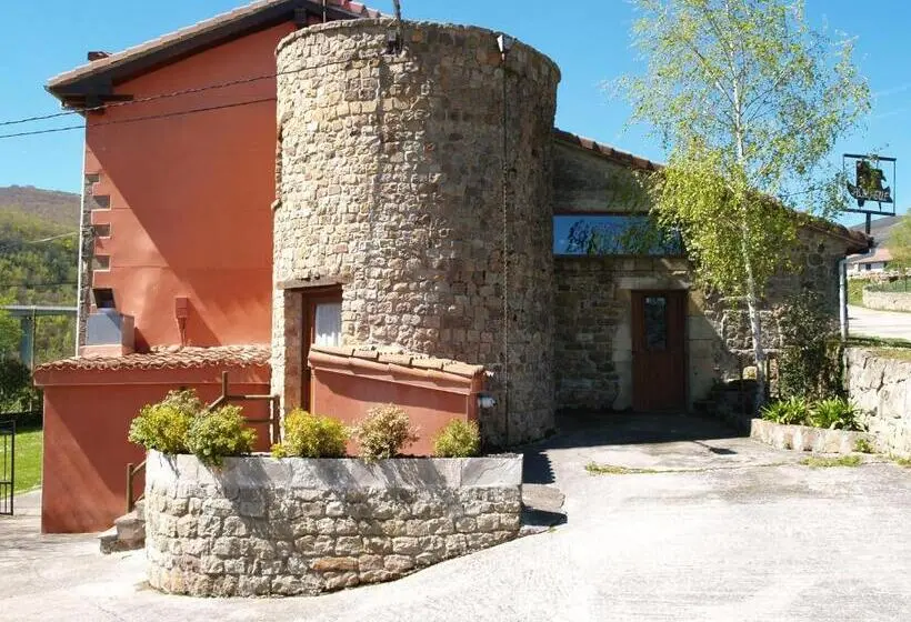 ガーデンビュースタンダードルーム, Albergue La Torre