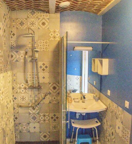 身障者適用スタンダードルーム, Chambres D Hôtes Entre Arras Et Albert Bed And Breakfast