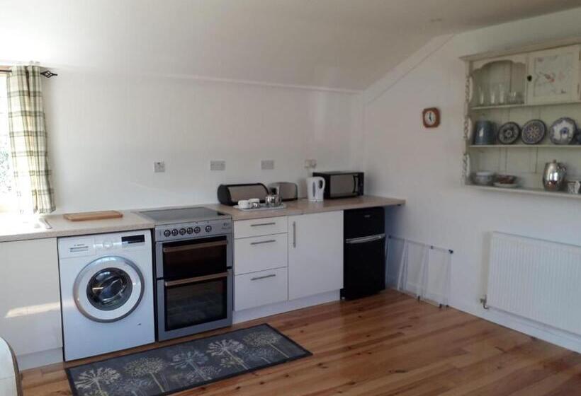 １ベッドルームハウス, Bank Farm House