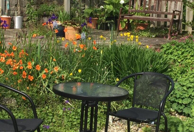 １ベッドルームハウス, Bank Farm House