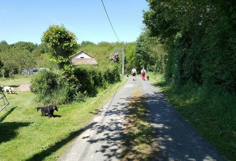 패밀리 룸, Chambre D Hôtes Le Gachignard
