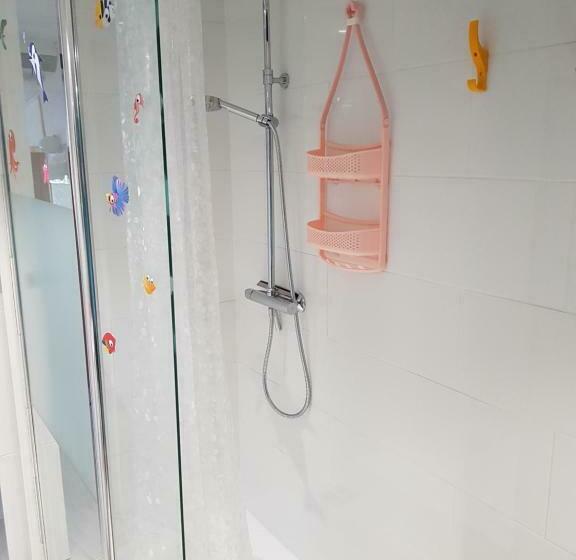 패밀리 룸, Chambre D Hôtes Le Gachignard