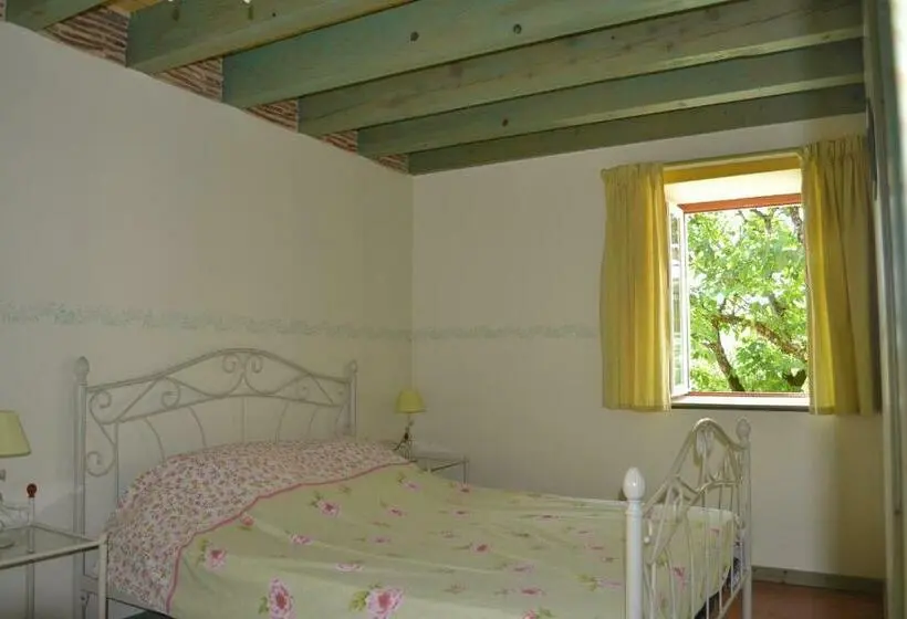 ガーデンビュースタンダード４ベッドルーム, Chambres D Hôtes Le Moulin à Epices