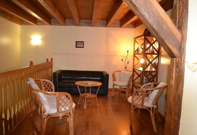 スタンダード４人部屋, Chambres D Hôtes Le Moulin à Epices