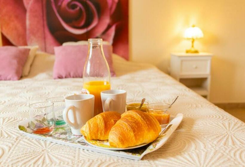 标准三人间, Chambres Et Table D Hôtes Les Trois Marquets