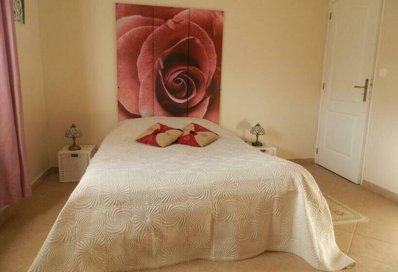 标准三人间, Chambres Et Table D Hôtes Les Trois Marquets