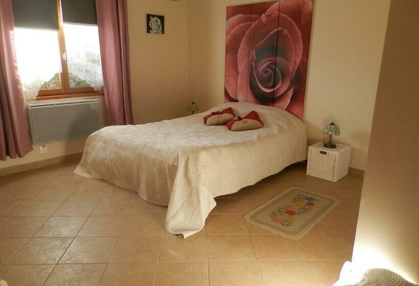 标准三人间, Chambres Et Table D Hôtes Les Trois Marquets