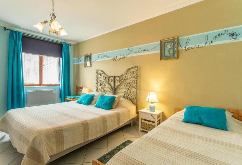 Трехместный Номер Классика, Chambres Et Table D Hôtes Les Trois Marquets
