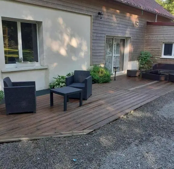 １ベッドルームハウス, Chambres Et Table D Hôtes Les Trois Marquets