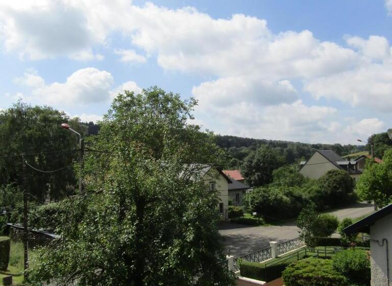 バス共有のスタンダードルーム, Au Jardin Fessard