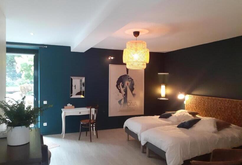 ガーデンビュースーペリアールーム, Retour Aux Sources