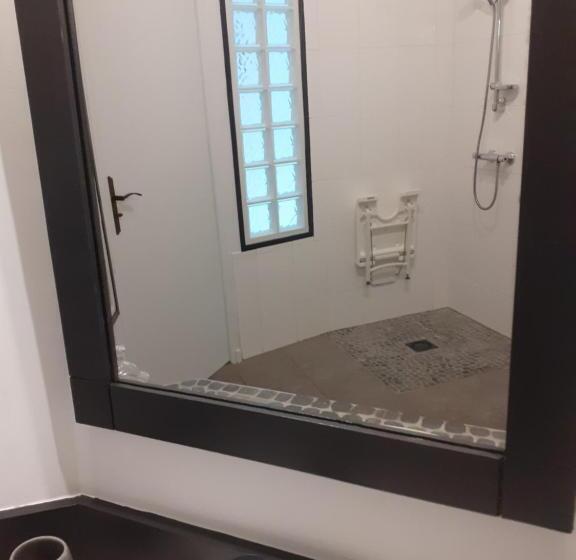 ガーデンビュースーペリアールーム, Retour Aux Sources