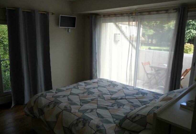 חדר סטנדרט עם מרפסת, Villa Dikaria