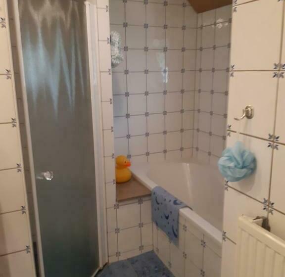 带共用浴室的标准房间, Bed & Breakfast “ Gastvrij Onthaal “