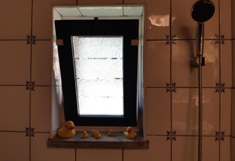 标准房带园景, Bed & Breakfast “ Gastvrij Onthaal “