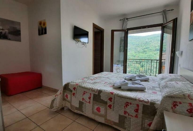 غرفة قياسية, Desulo   B&b Perla Del Gennargentu