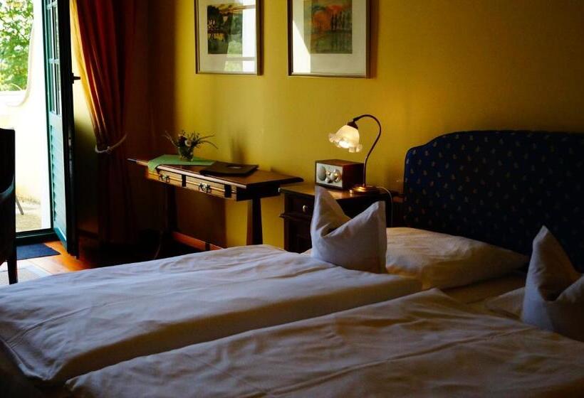 スタンダードルーム, Das Gutshaus Solzow Mecklenburgische Seenplatte Müritz