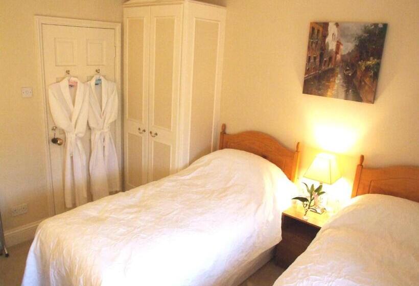 Standard room with outdoor bath, Mickley Bed And Breakfast