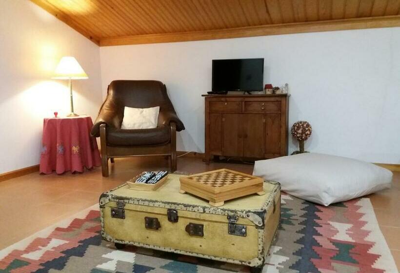 Дом 1 Спальня, A Casa Da Serra   Alojamento Local