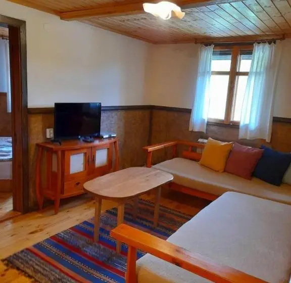 スイート, Kandaphery Guest Houses