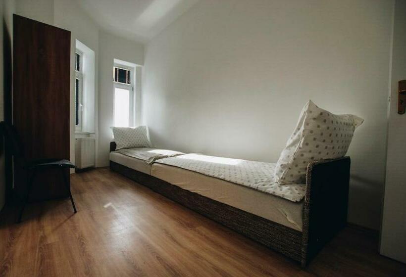 스탠다드 룸 공동 욕실, Mosolyka Vendégház