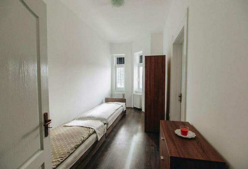 스탠다드 룸 공동 욕실, Mosolyka Vendégház