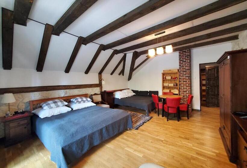 标准间, Pensiunea Casa Dacilor