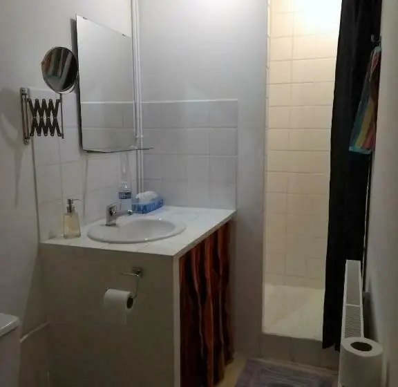 スタンダードルーム, Chambre D Hôtes L Ermite