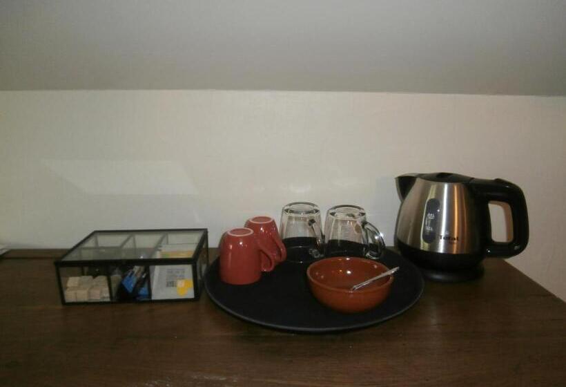 Номер Стандарт, Chambre D Hôtes L Ermite