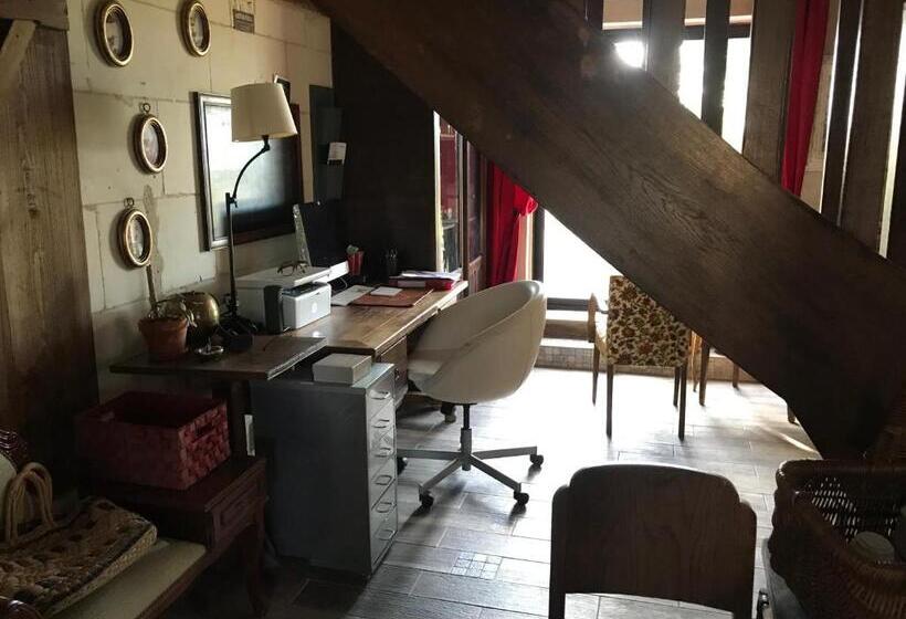 غرفة قياسية رباعية مطلة على الحديقة, Chambre D Hôtes Chez Gustave & Compagnie