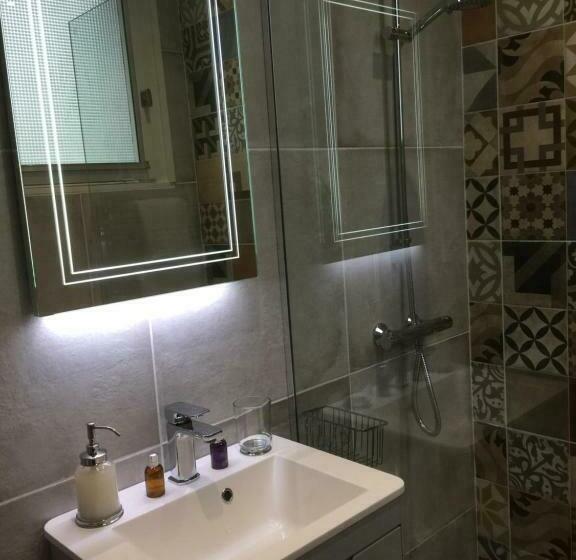 스탠다드 룸 산 전망, Chez Montiz