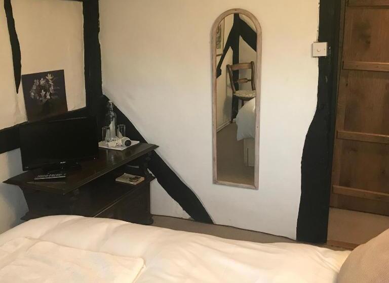 스탠다드 룸 공동 욕실, Hurst Hill