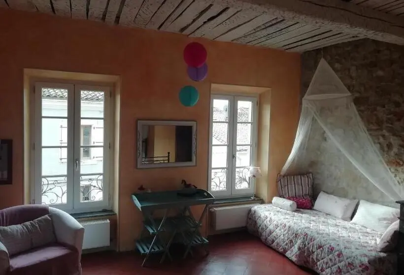 バス共有のスタンダードルーム, Maison La Vie Est Belle