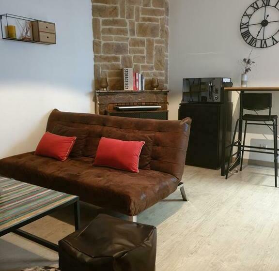 침실 1개 발코니 아파트, Suite Privé Dans Maison De Village