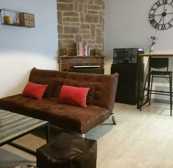 バルコニー付き１ベッドルームアパートメント, Suite Privé Dans Maison De Village