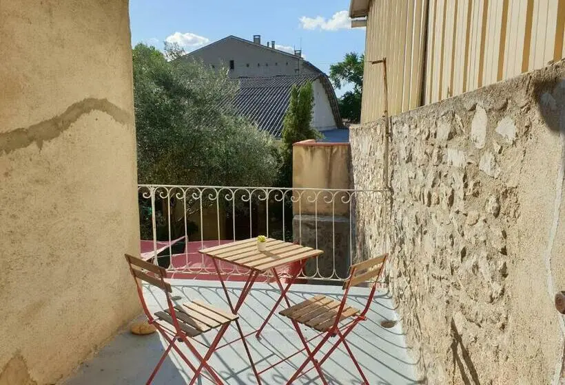 バルコニー付き１ベッドルームアパートメント, Suite Privé Dans Maison De Village