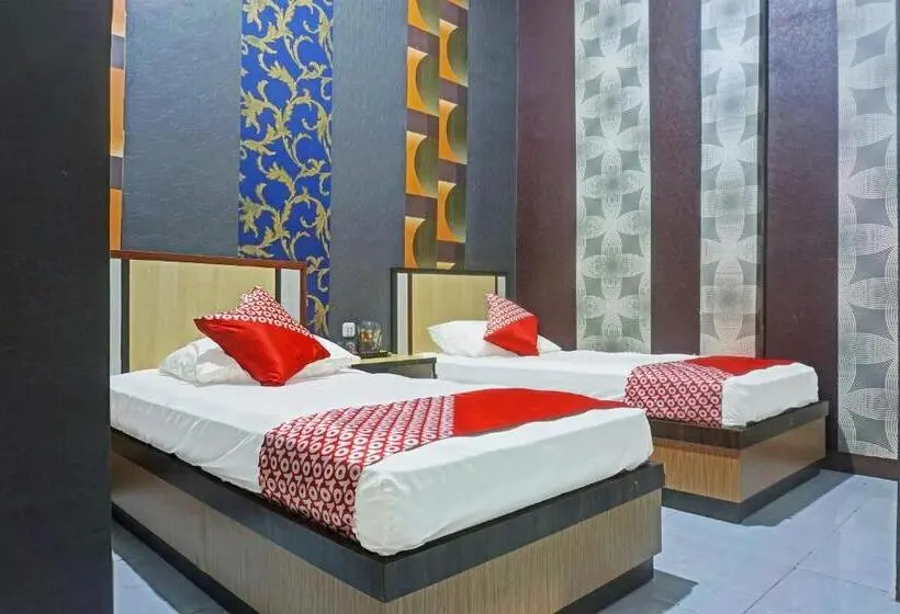 デラックスルーム, Collection O 91488 Hotel Lingkarsut Jeneponto
