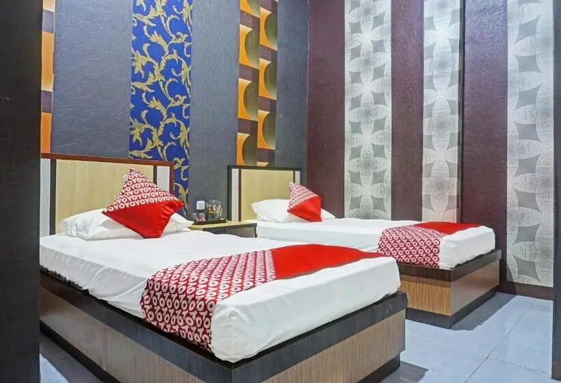 デラックスルーム, Collection O 91488 Hotel Lingkarsut Jeneponto