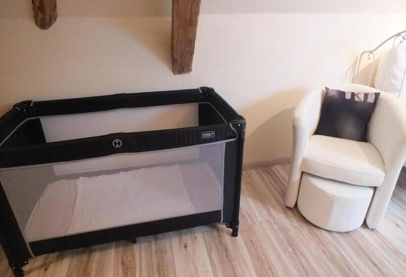 חדר משפחתי, Country B&b