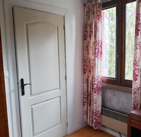 חדר סטנדרט, Country B&b