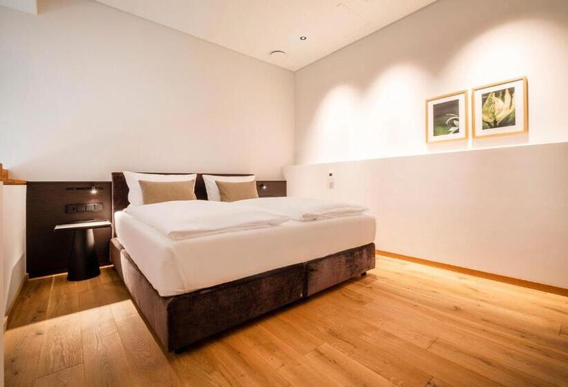 スタンダードルーム, Breitenburg