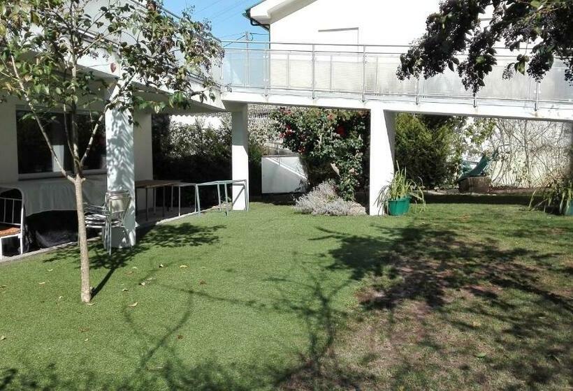 جناح ديلوكس, Quintinha Dos Queiroses